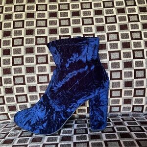 Lane Bryant blue colored crushed velvet ankle boots